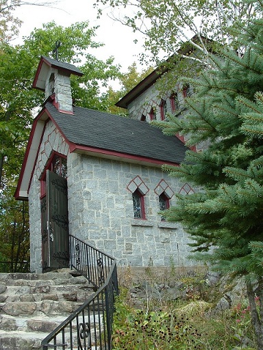 Canada :Région d'Estrie-Québec,L'abbaye bénédictine de Saint Benoît du lac.