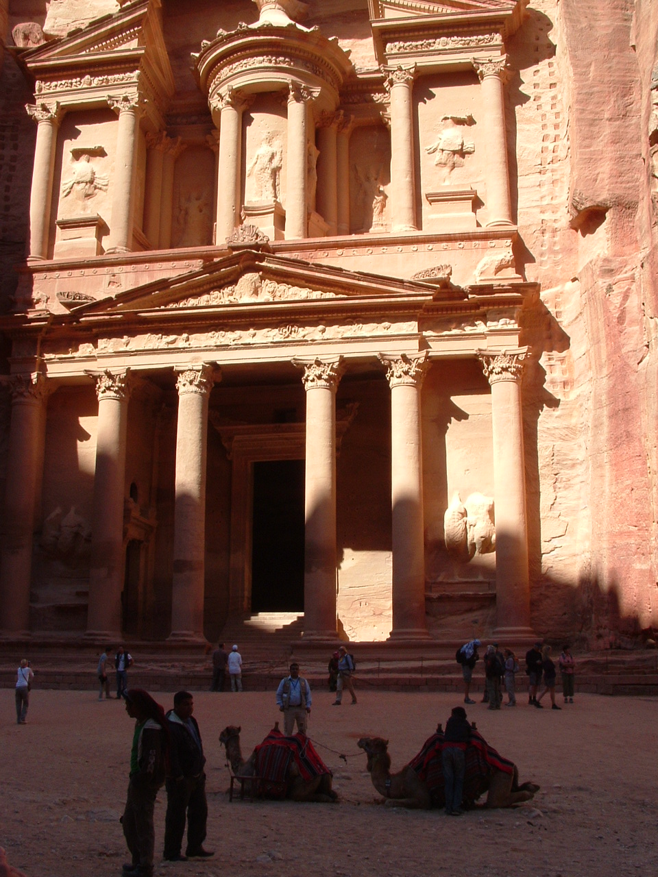 Jordanie: Site de PETRA, une cité antique, une ville rose............