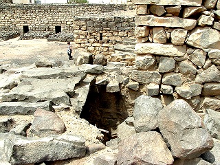 Jordanie : les châteaux du désert « Al-Azraq » la forteresse de basalte noir de « Laurence d'Arabie »